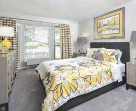 $897 / 1br – 704ft2 – The living is easy at our community! Comfortable 1 bed/1 bath! (Stone Mountain)