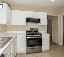 $1,370 / 3br – 1736ft2 – House (Suwanne)